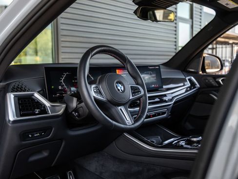 Used 2025 BMW X5 M60i w/ Climate Comfort Package AWD/4WD image 26