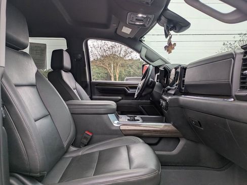 Used 2024 Chevrolet Silverado 3500 LT w/ Convenience Package image 31