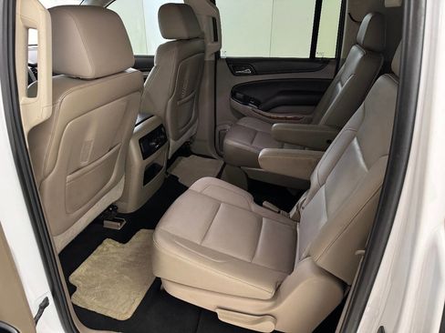 Used 2015 Chevrolet Suburban LTZ image 34