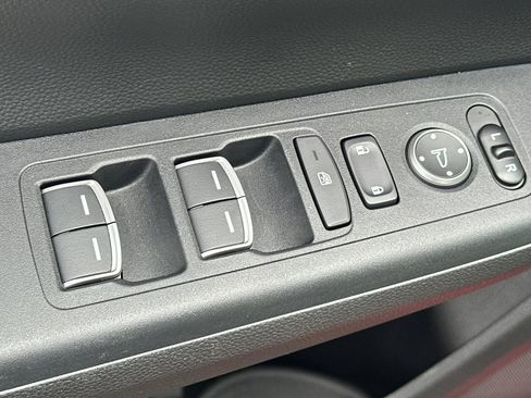 Used 2023 Honda CR-V EX-L image 15