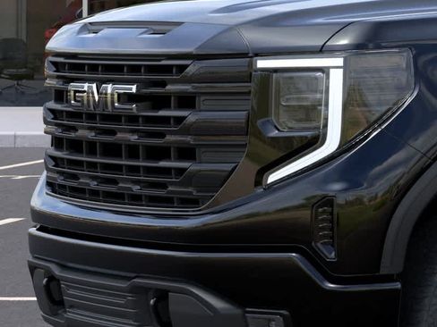 New 2026 GMC Sierra 1500 Elevation w/ Preferred Package AWD/4WD image 13