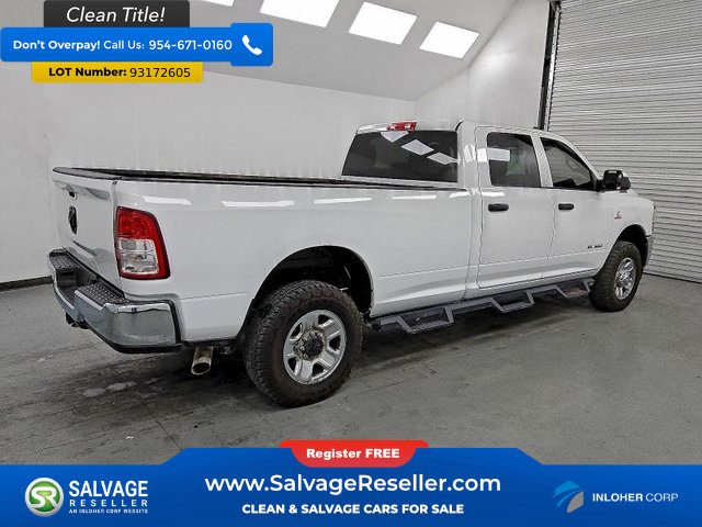 Used 2022 RAM 3500 Tradesman w/ Chrome Appearance Group AWD/4WD image 4
