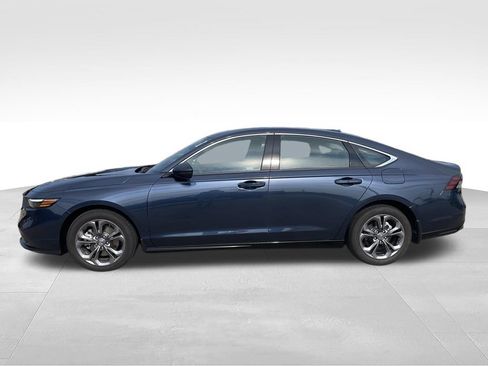 Used 2025 Honda Accord EX-L image 29