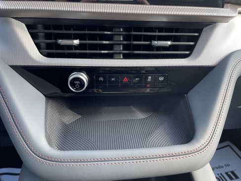 New 2026 Ford Explorer Active image 25