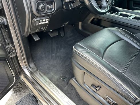 Used 2024 RAM 3500 Limited AWD/4WD image 19