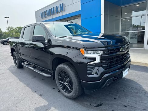 New 2026 Chevrolet Silverado 1500 RST w/ RST Select Package AWD/4WD image 1