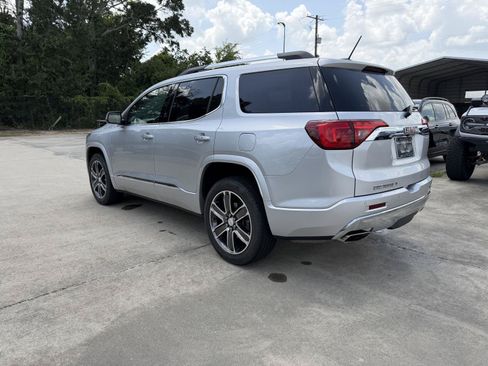 Used 2019 GMC Acadia Denali FWD image 17