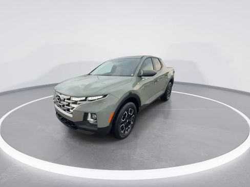 Certified 2022 Hyundai Santa Cruz SEL AWD/4WD image 4