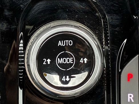 Used 2026 GMC Canyon AT4 AWD/4WD image 31
