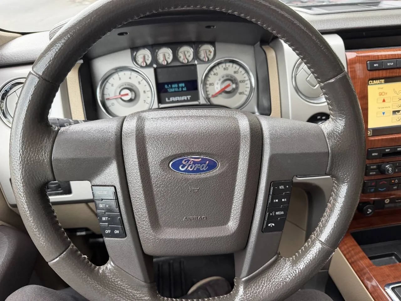 Used 2010 Ford F150 Lariat AWD/4WD image 36