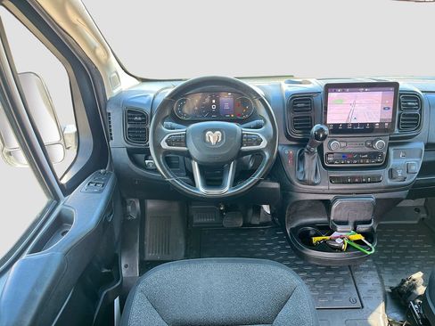 Used 2023 RAM ProMaster 2500 w/ Advance Safety Group (B) FWD image 21