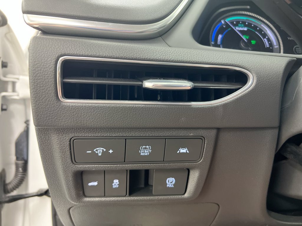 Used 2022 Hyundai Sonata Blue FWD image 18