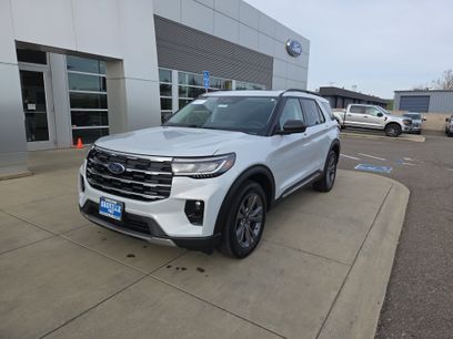 Used 2025 Ford Explorer Active w/ Active Comfort Package