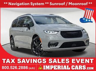 Used 2025 Chrysler Pacifica Limited AWD/4WD video 1