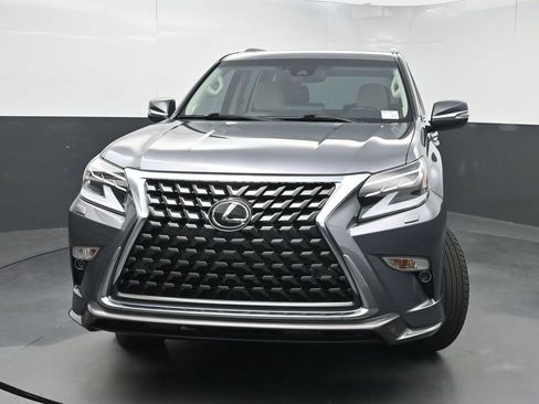 Used 2023 Lexus GX 460 Premium w/ Accessory Package AWD/4WD image 44