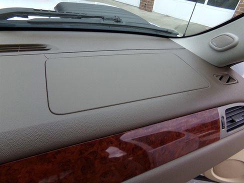 Used 2012 Chevrolet Silverado 2500 LTZ w/ LTZ Plus Package image 58