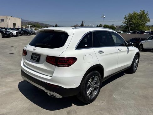 Used 2022 Mercedes-Benz GLC 300 image 4