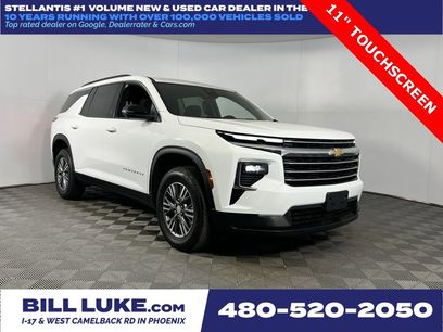 Used 2024 Chevrolet Traverse LT