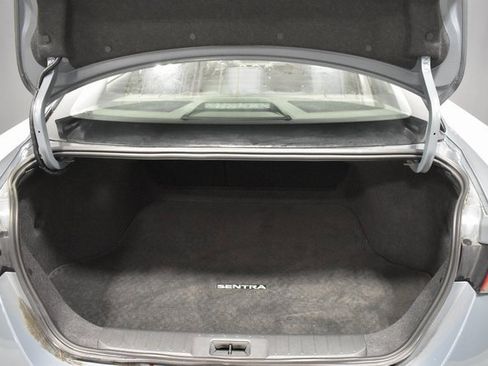 Certified 2024 Nissan Sentra SV image 28