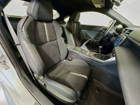 Certified 2024 Toyota GR86 Premium image 27