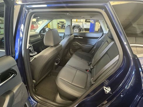 Used 2024 Kia Seltos SX w/ SX Sunroof Package AWD/4WD image 22