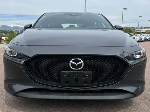 Used 2022 MAZDA MAZDA3 s FWD image 2
