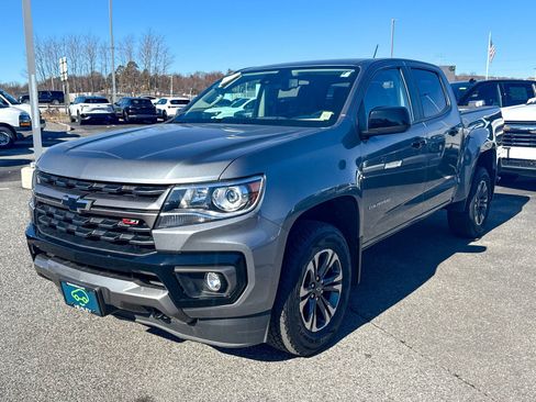 Certified 2022 Chevrolet Colorado Z71 w/ Safety Package image 3