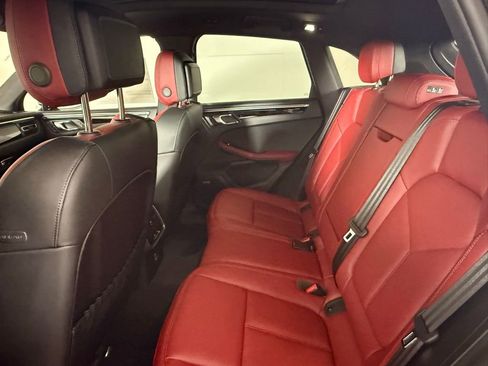 New 2026 Porsche Macan image 24