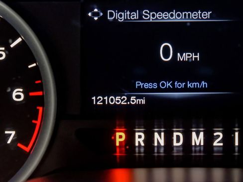 Used 2017 Ford F150 XLT w/ Equipment Group 302A Luxury AWD/4WD image 19