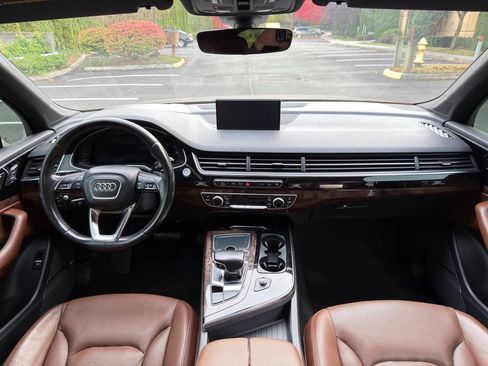 Used 2017 Audi Q7 3.0T Prestige w/ Prestige Package image 15
