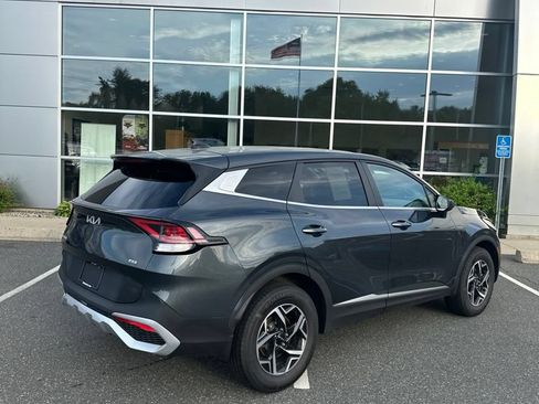 Used 2023 Kia Sportage LX AWD/4WD image 3