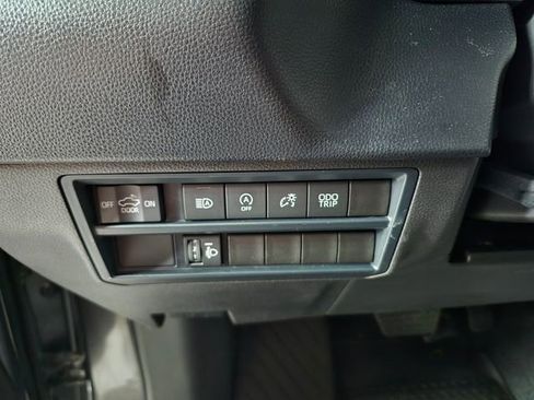 Used 2025 Toyota Tundra SR5 AWD/4WD image 18