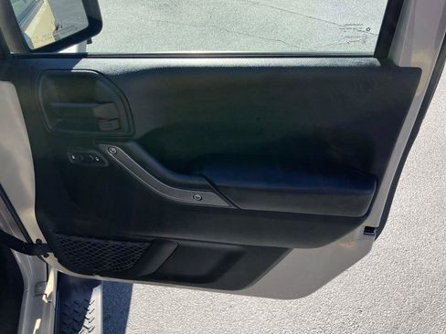 Used 2017 Jeep Wrangler Unlimited Sport w/ Quick Order Package 24S image 31