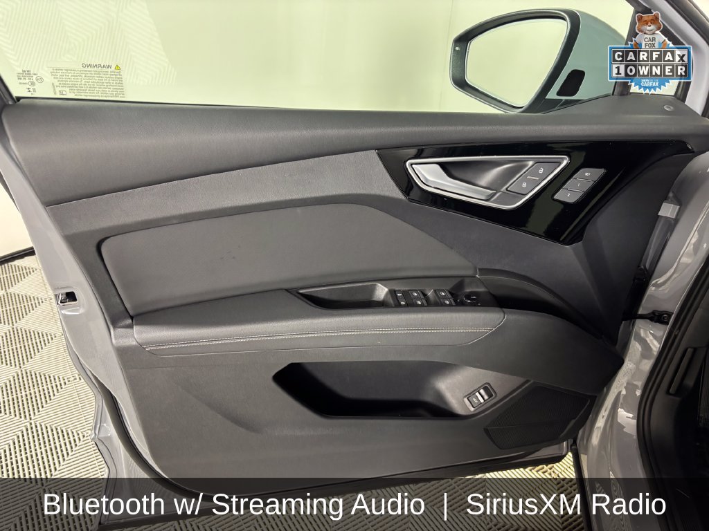 Used 2025 Audi Q4 e-tron Premium w/ Convenience Package AWD/4WD image 14