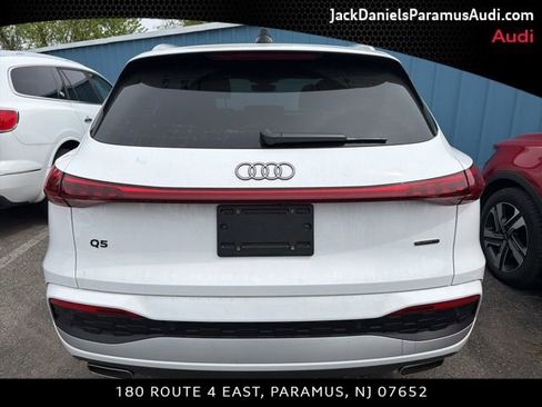 Used 2025 Audi Q5 Premium w/ Convenience Package AWD/4WD image 5