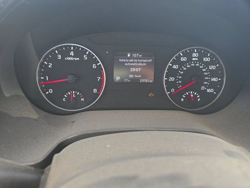 Used 2023 Kia Seltos S w/ Navigation Package FWD image 11