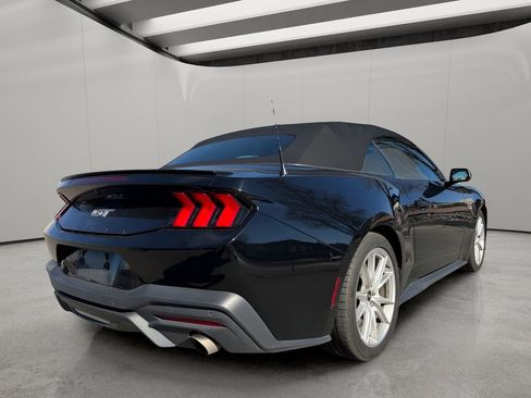 Used 2024 Ford Mustang GT Premium image 9