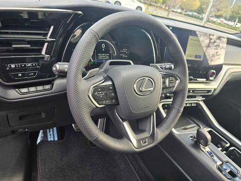 New 2026 Lexus TX 500h AWD image 26