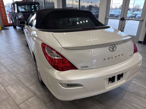 Used 2007 Toyota Solara SLE image 8