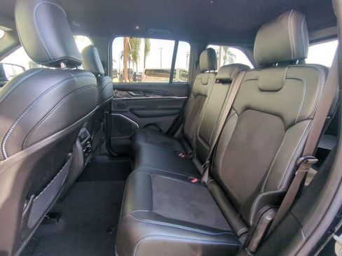 Certified 2023 Jeep Grand Cherokee Trailhawk w/ Luxury Tech Group III image 16