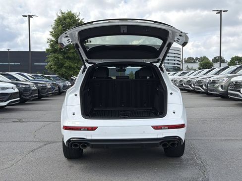 Used 2023 Audi SQ5 Prestige AWD/4WD image 14