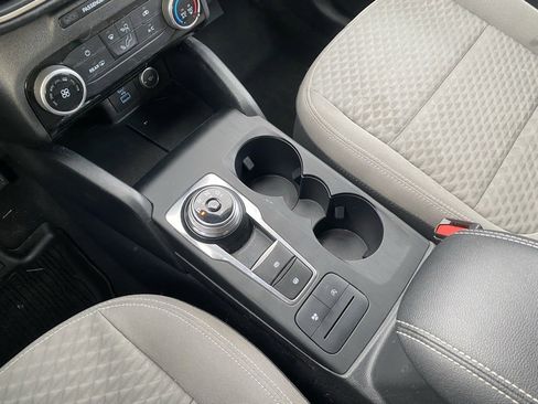 Used 2021 Ford Escape SE image 24