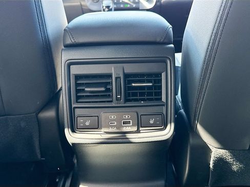 New 2026 Subaru Outback Limited AWD/4WD image 32