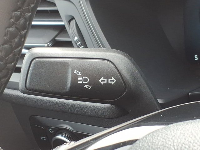 Used 2023 Ford Escape Active w/ Tech Pack #2 AWD/4WD image 28