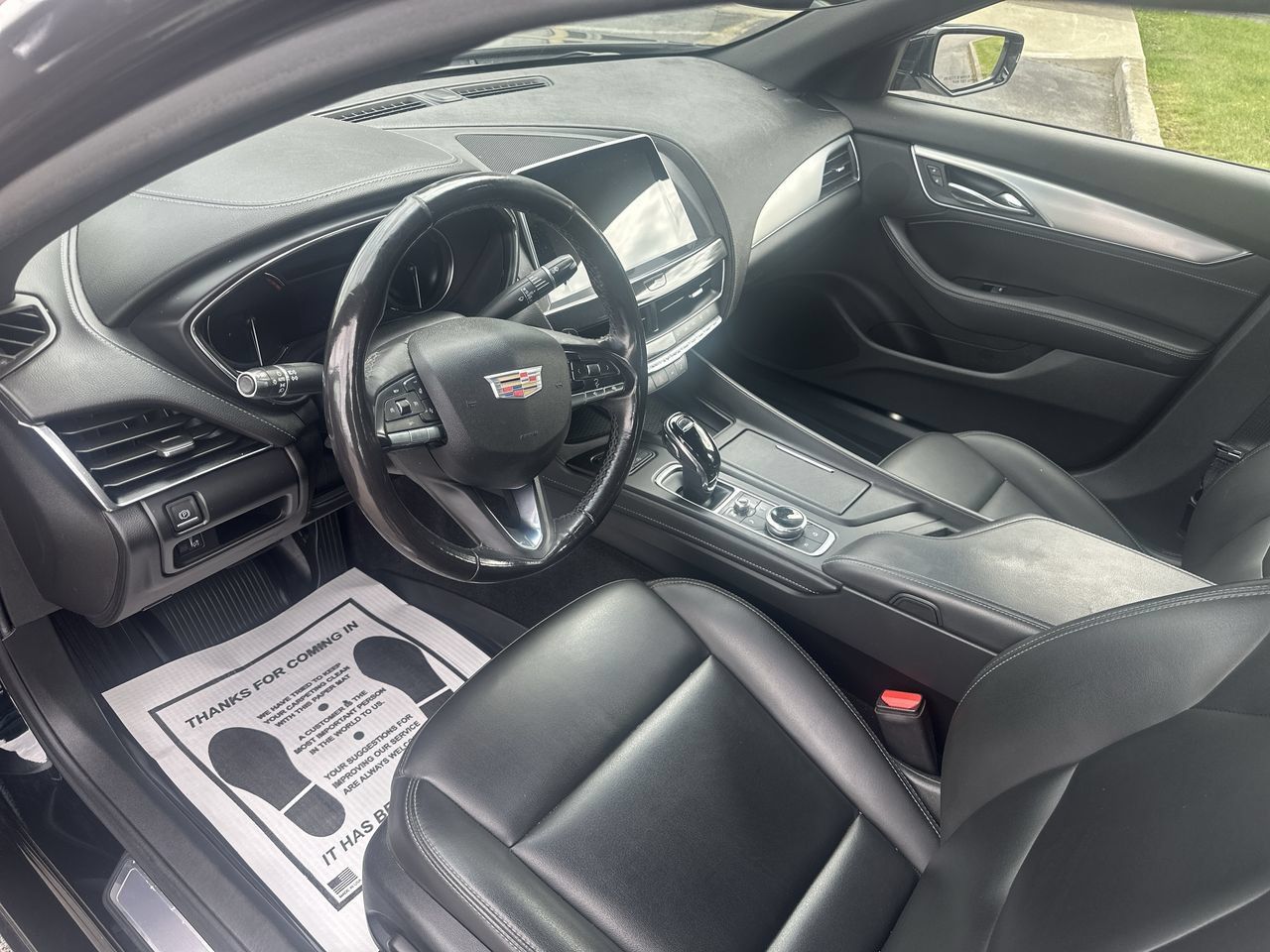 Used 2023 Cadillac CT5 Luxury w/ Cold Weather Package AWD/4WD image 10