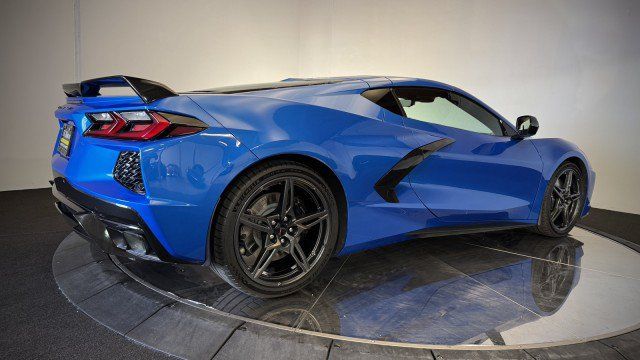 Used 2024 Chevrolet Corvette Stingray Premium Cpe w/ Z51 Performance Package RWD image 23