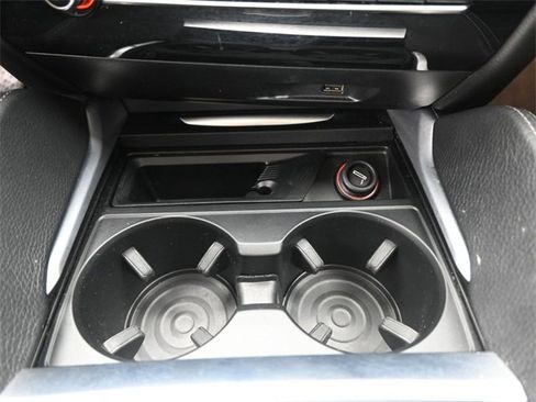 Used 2019 BMW X6 xDrive35i w/ Premium Package image 4