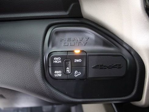 Used 2020 RAM 2500 Laramie image 34