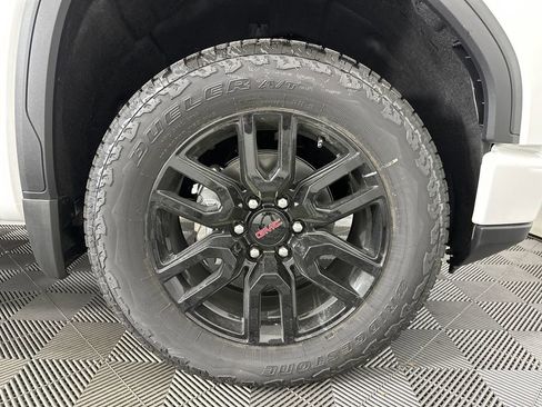 New 2025 GMC Sierra 1500 Elevation w/ Elevation Premium Package image 10