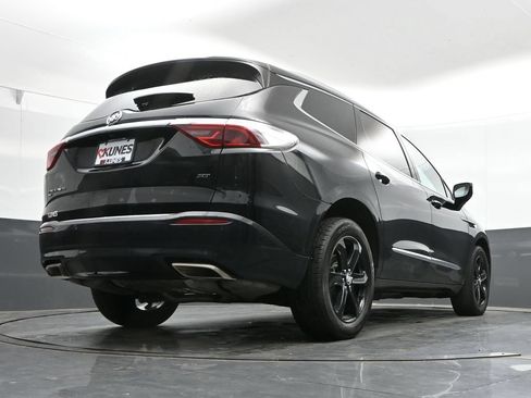 Used 2023 Buick Enclave Essence w/ Experience Buick Package AWD/4WD image 40